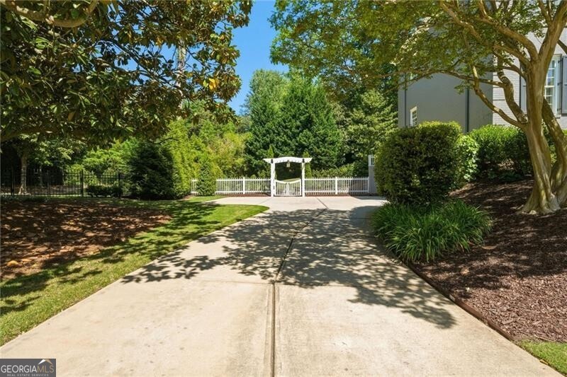 3395 W Paces Ferry Court NW Atlanta GA 30327