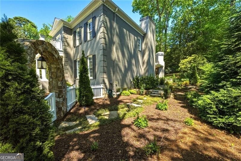 3395 W Paces Ferry Court NW Atlanta GA 30327