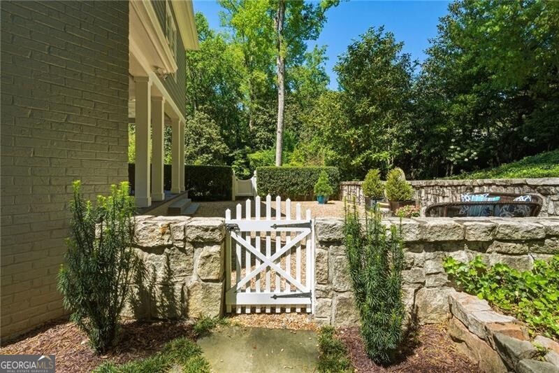 3395 W Paces Ferry Court NW Atlanta GA 30327