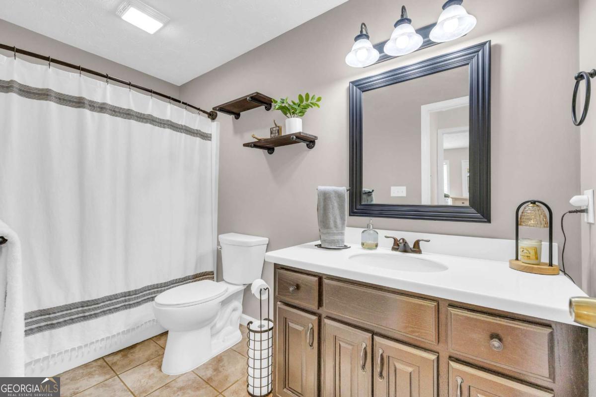 6200 Bent Tree Cove Murrayville GA 30564