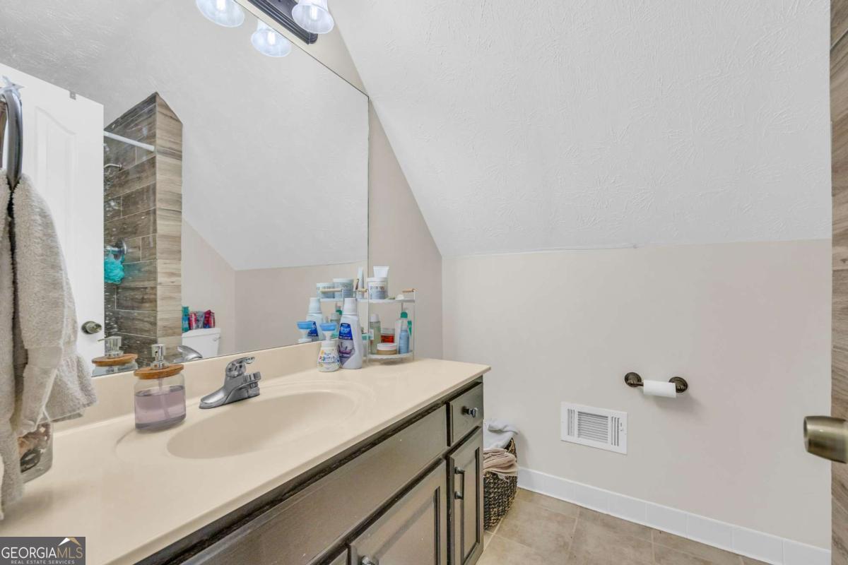 6200 Bent Tree Cove Murrayville GA 30564