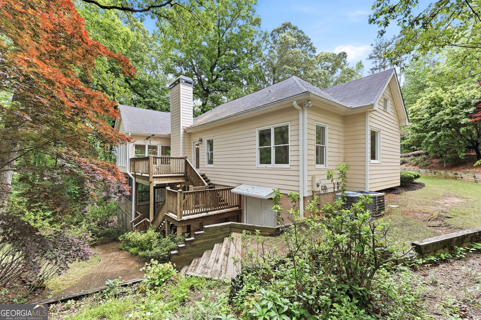 9145 Browns Bridge Road Gainesville GA 30506