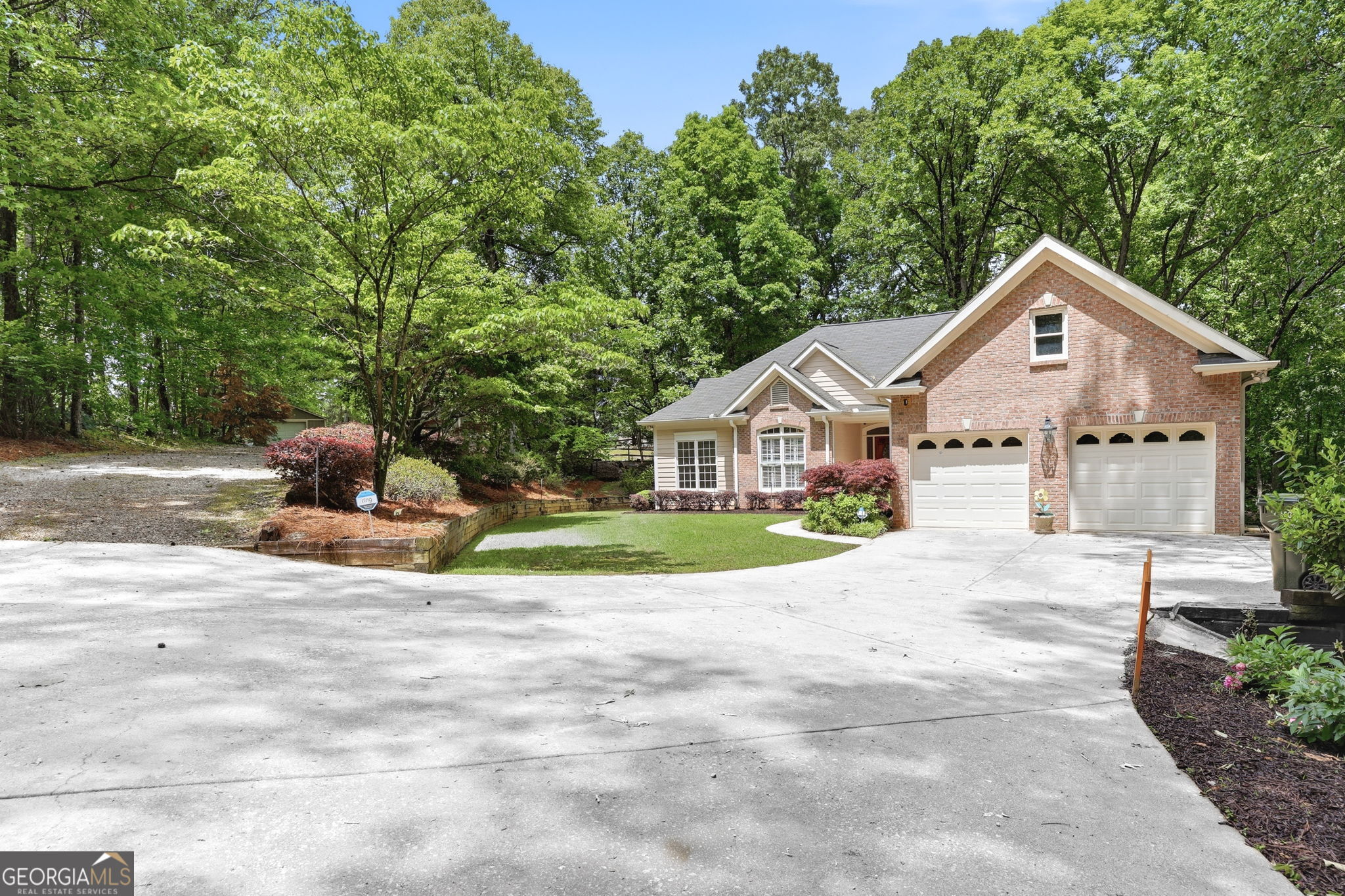 9145 Browns Bridge Road Gainesville GA 30506