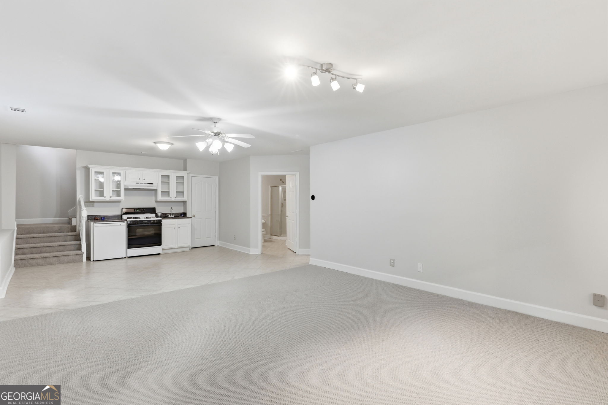 9145 Browns Bridge Road Gainesville GA 30506