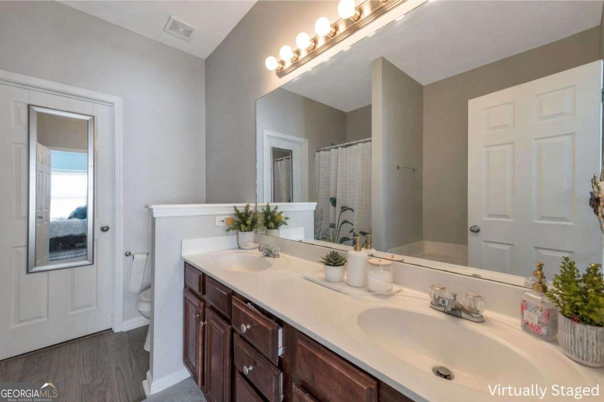2555 Flat Shoals Road South Fulton GA 30349