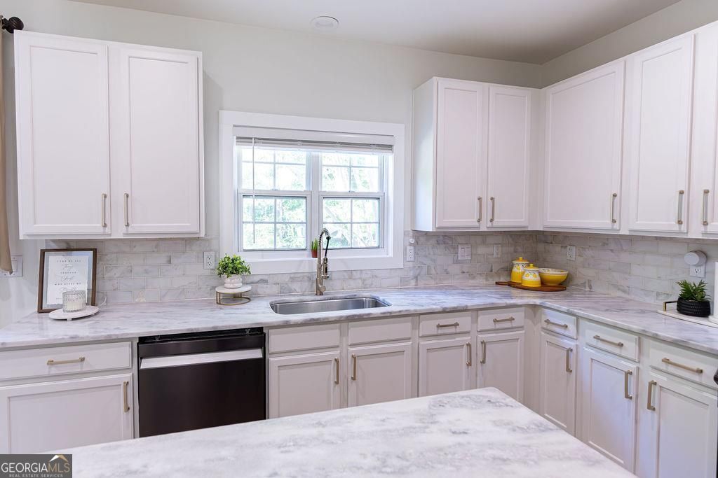 3360 Palm Circle Kennesaw GA 30144