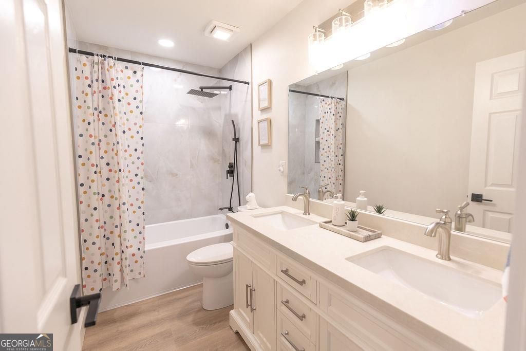 3360 Palm Circle Kennesaw GA 30144