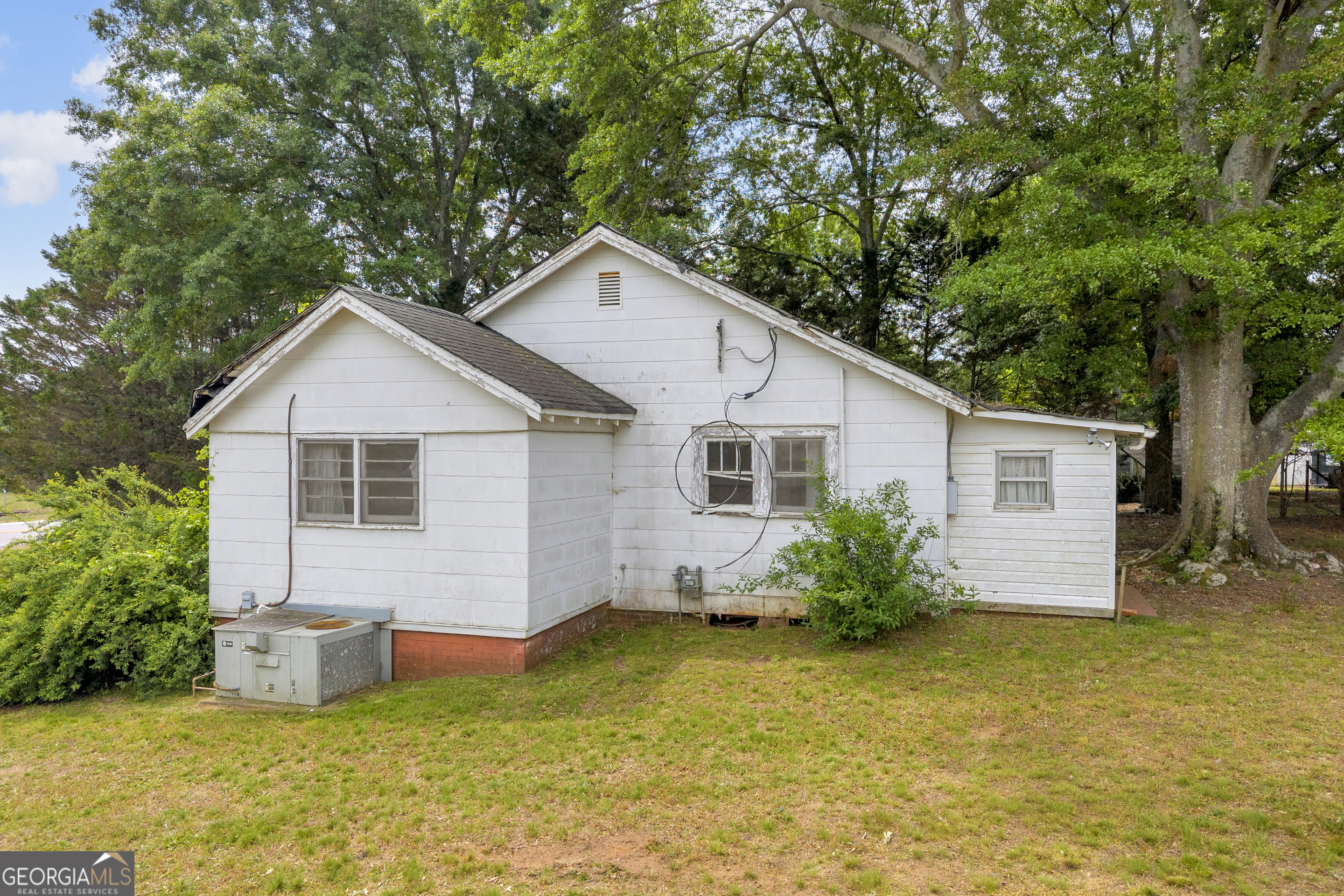 1775 Bowersville Street Royston GA 30662