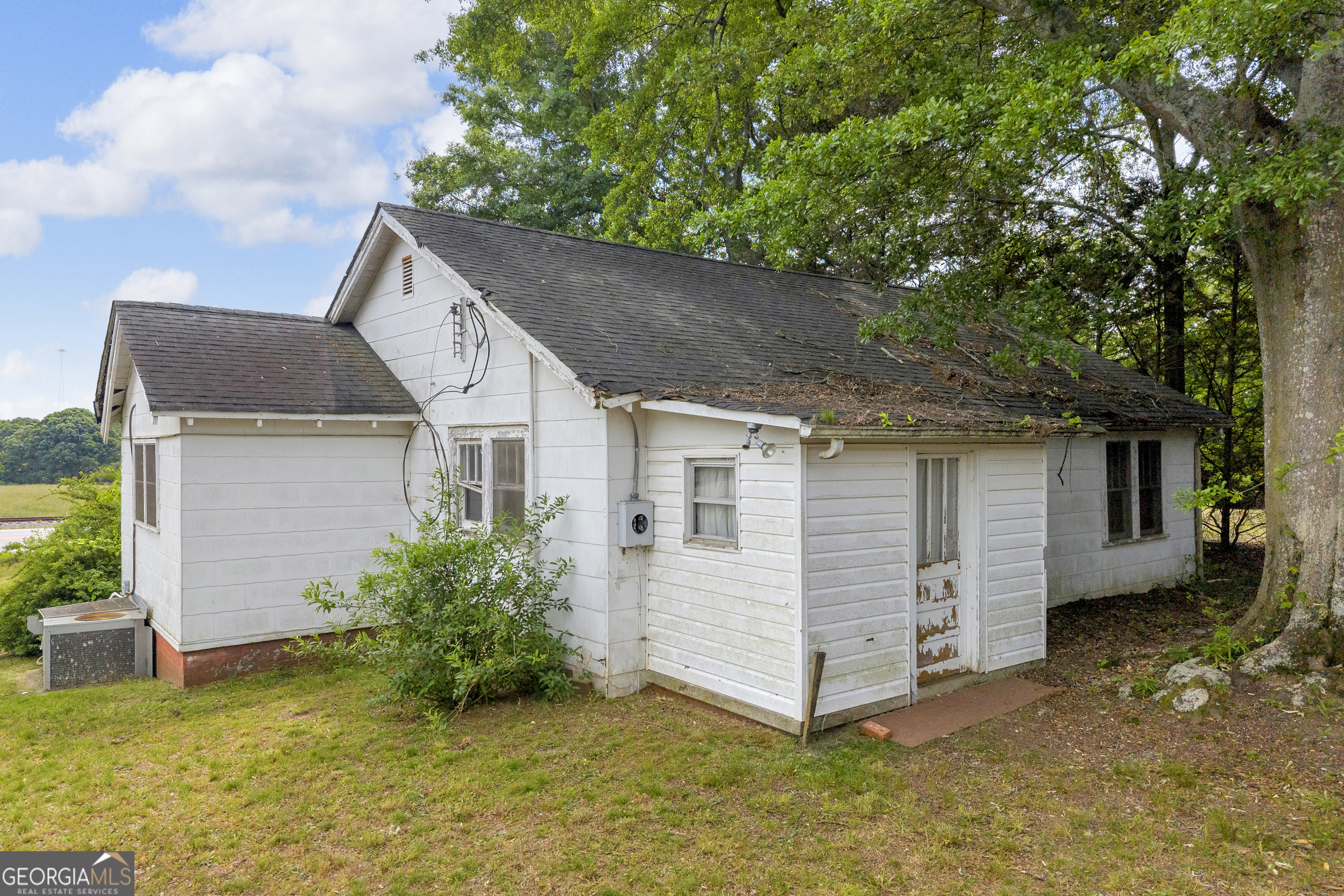 1775 Bowersville Street Royston GA 30662