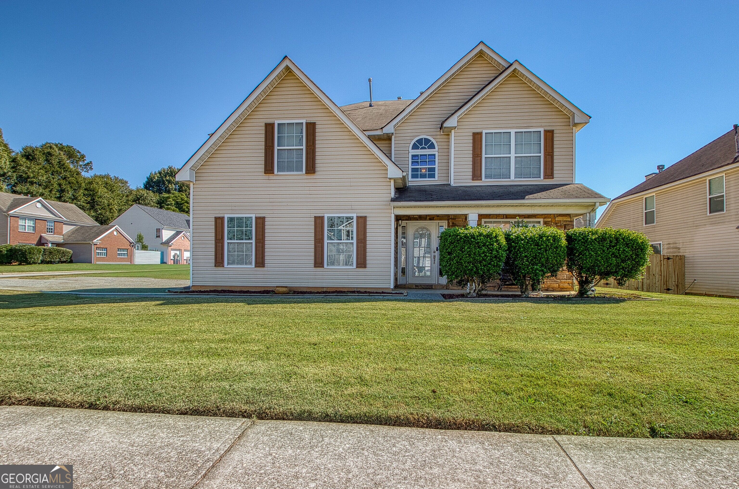 11608 Sarah Loop Hampton GA 30228