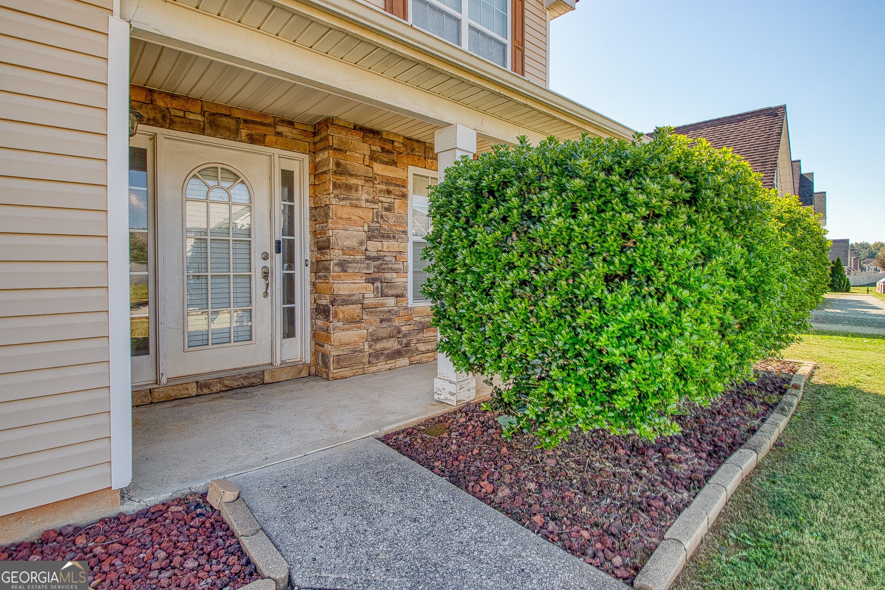 11608 Sarah Loop Hampton GA 30228