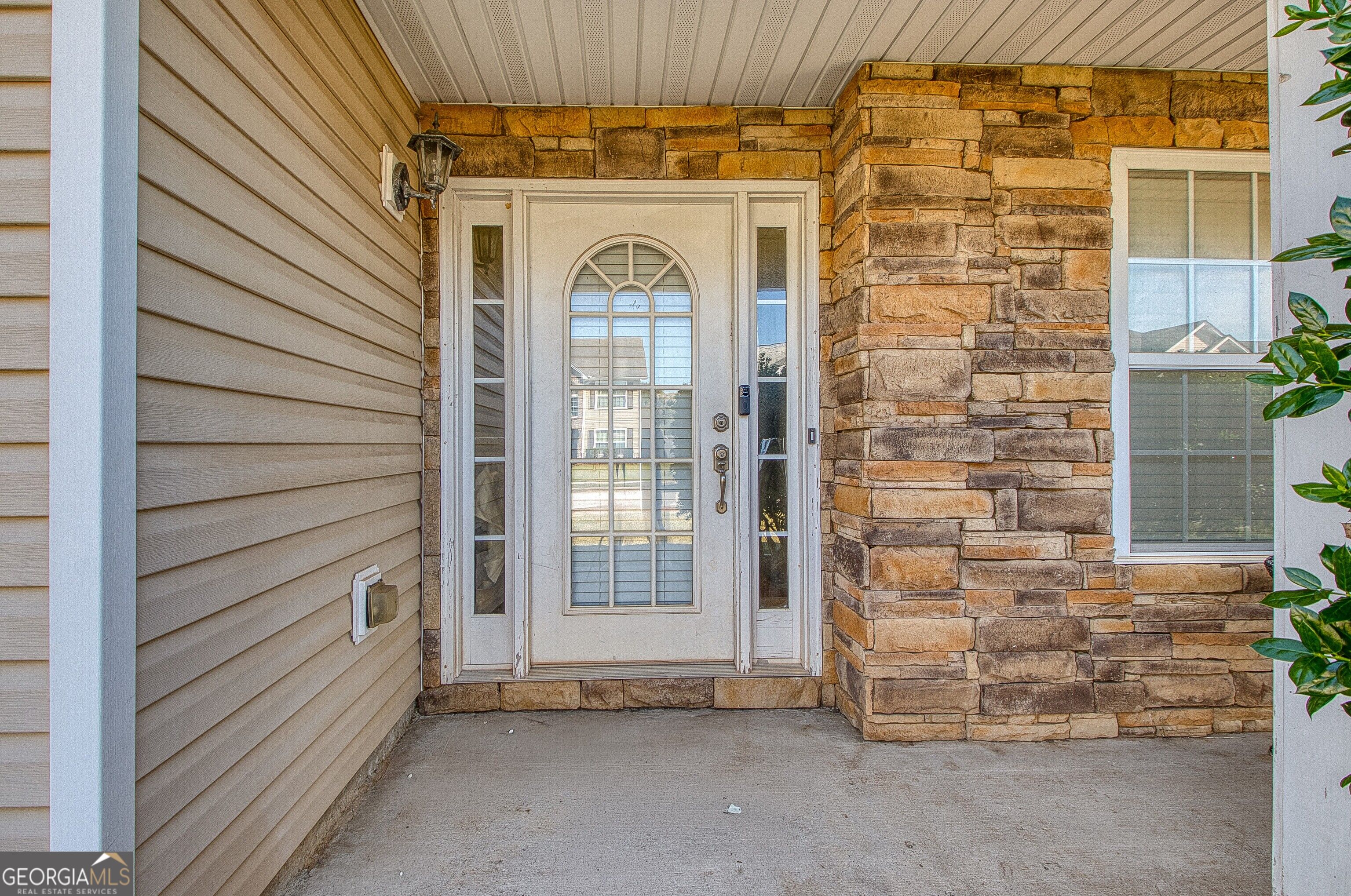 11608 Sarah Loop Hampton GA 30228