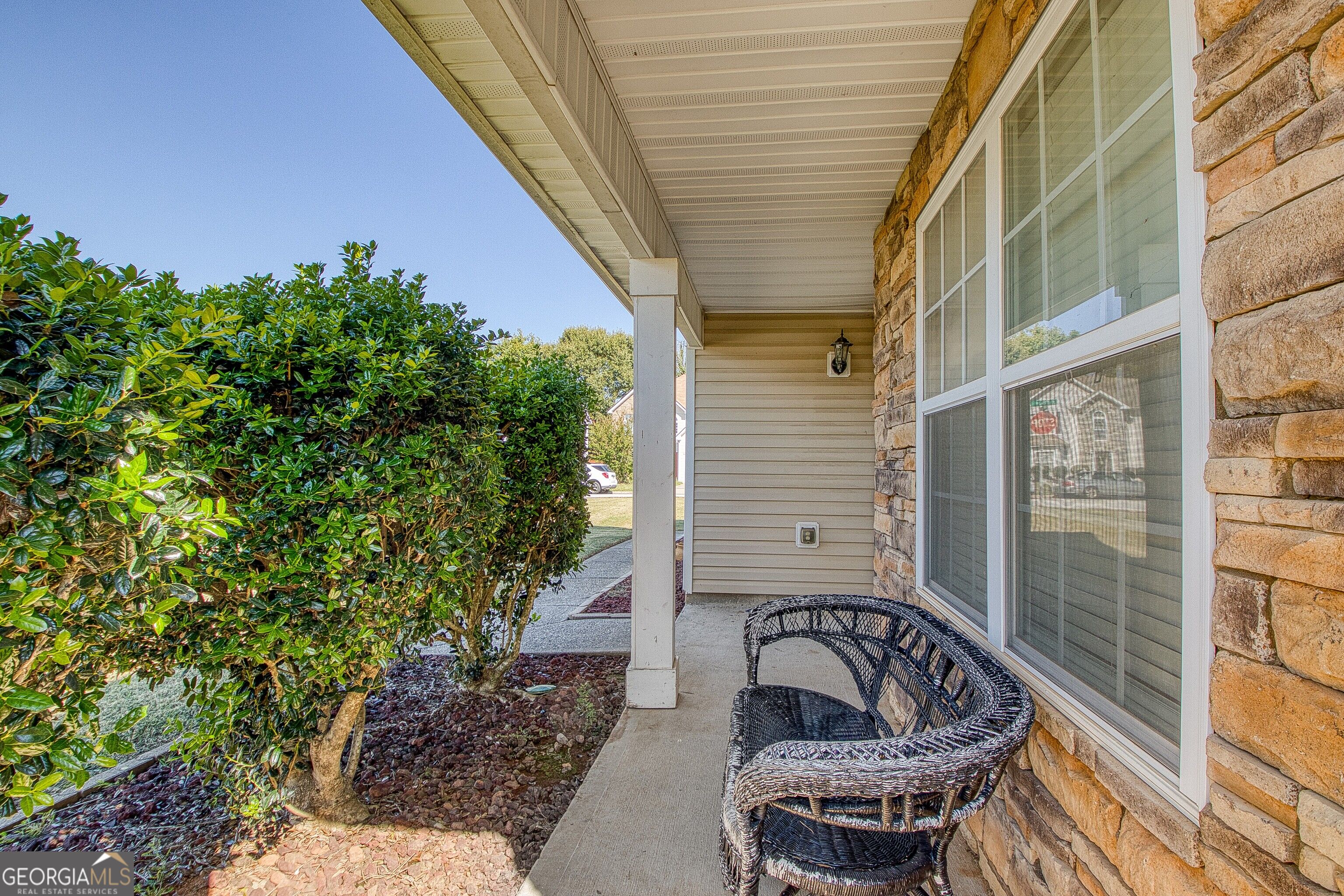 11608 Sarah Loop Hampton GA 30228