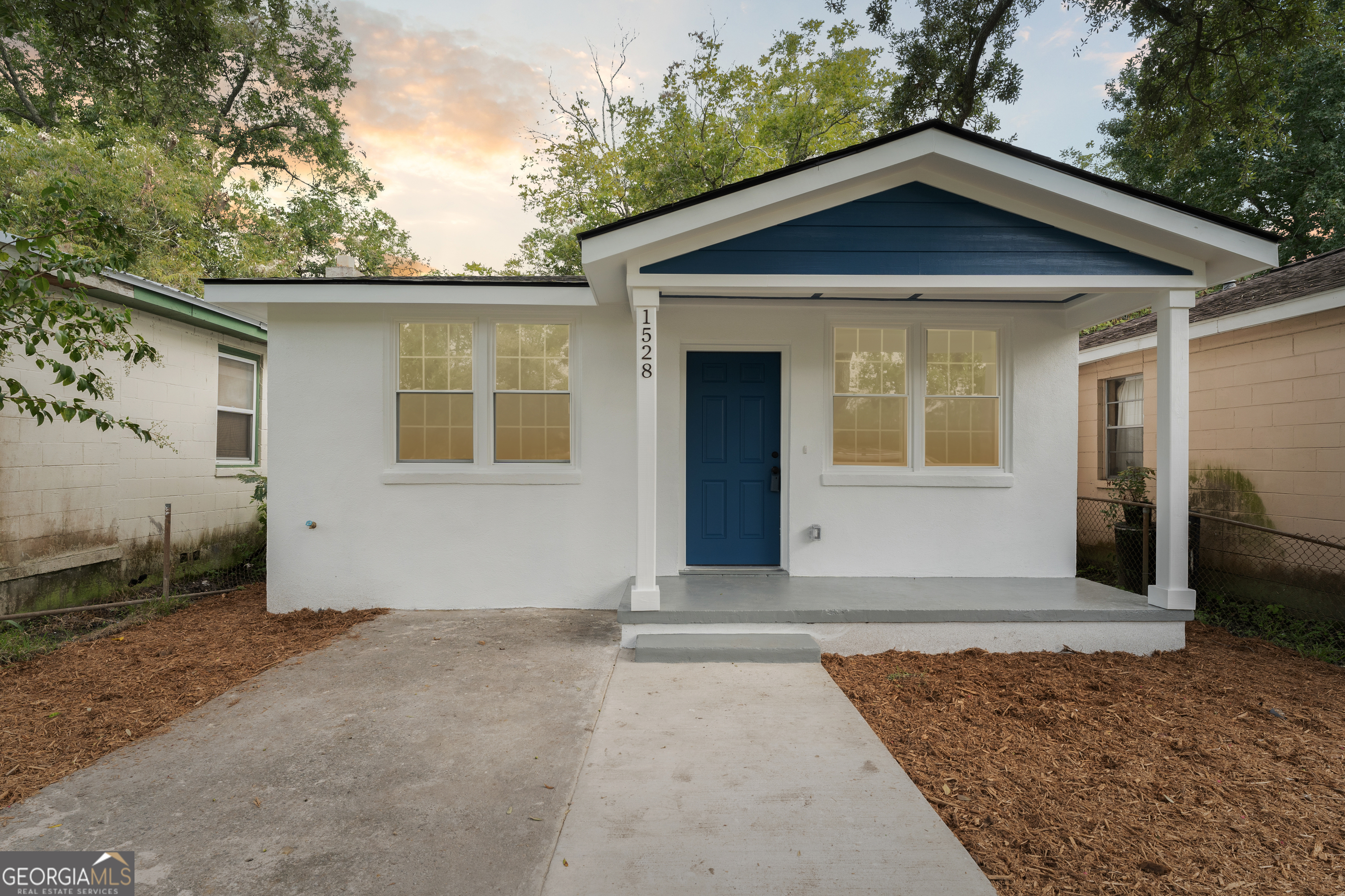 1528 Comer Street Savannah GA 31415