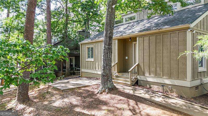 137 Narrows Loop Waleska GA 30183
