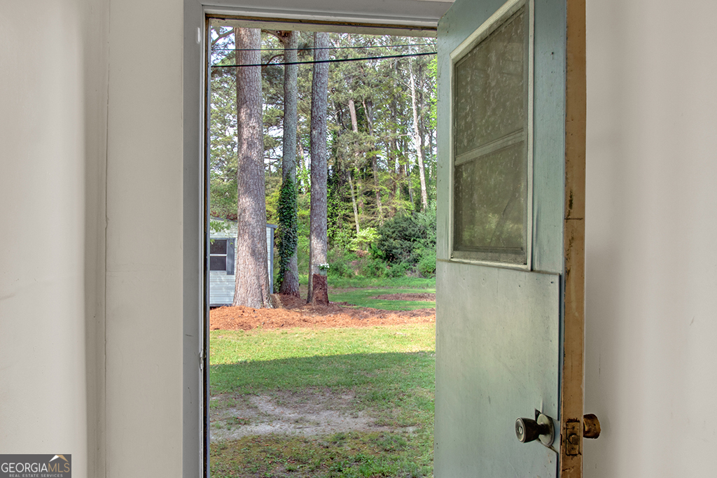1763 Pounds Road Stone Mountain GA 30087