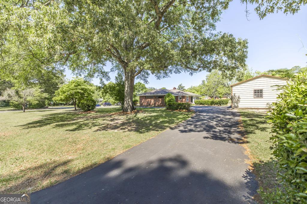 129 S Seventh Street Cochran GA 31014