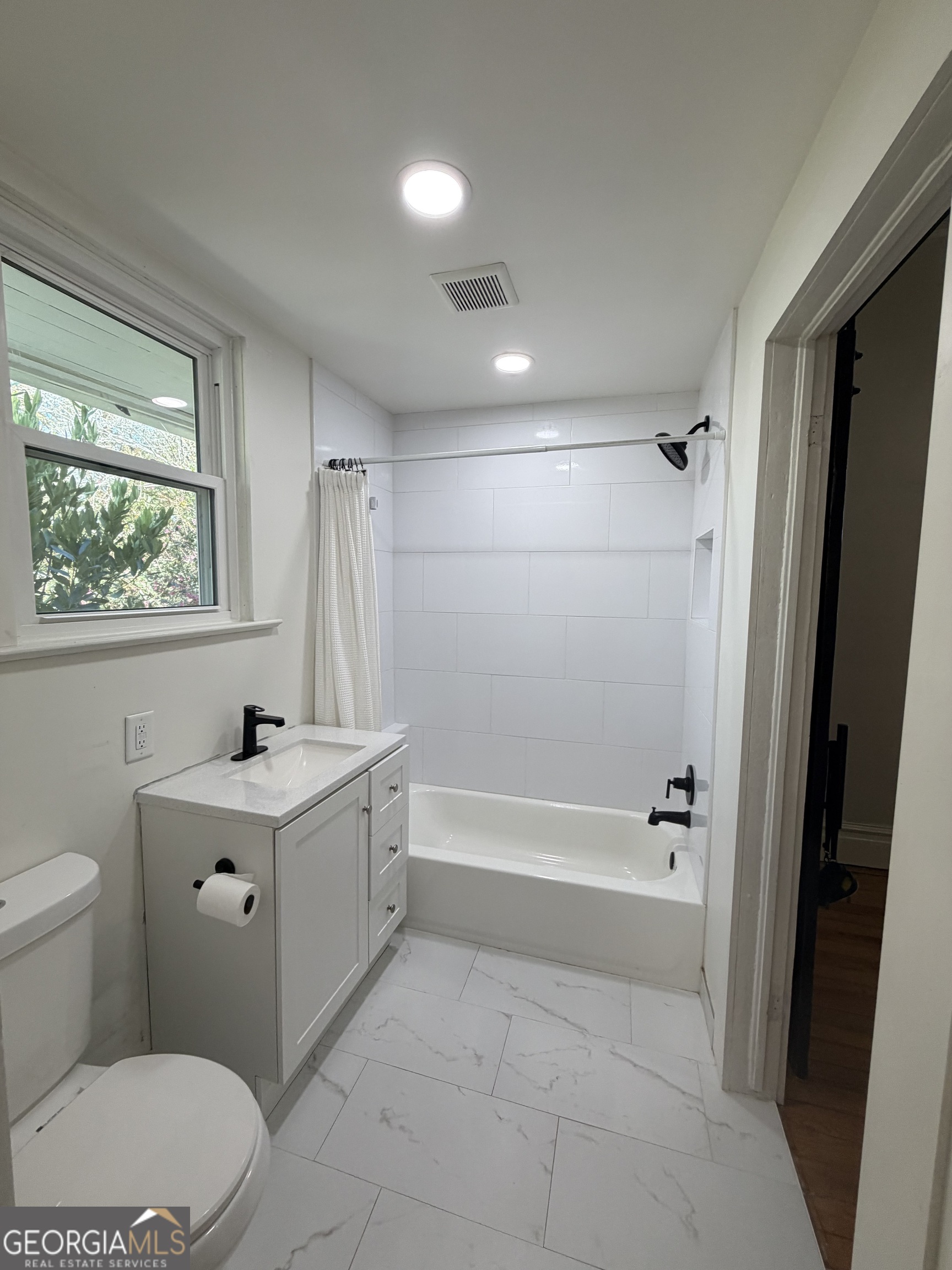 27 Carmichael Street Mcdonough GA 30253