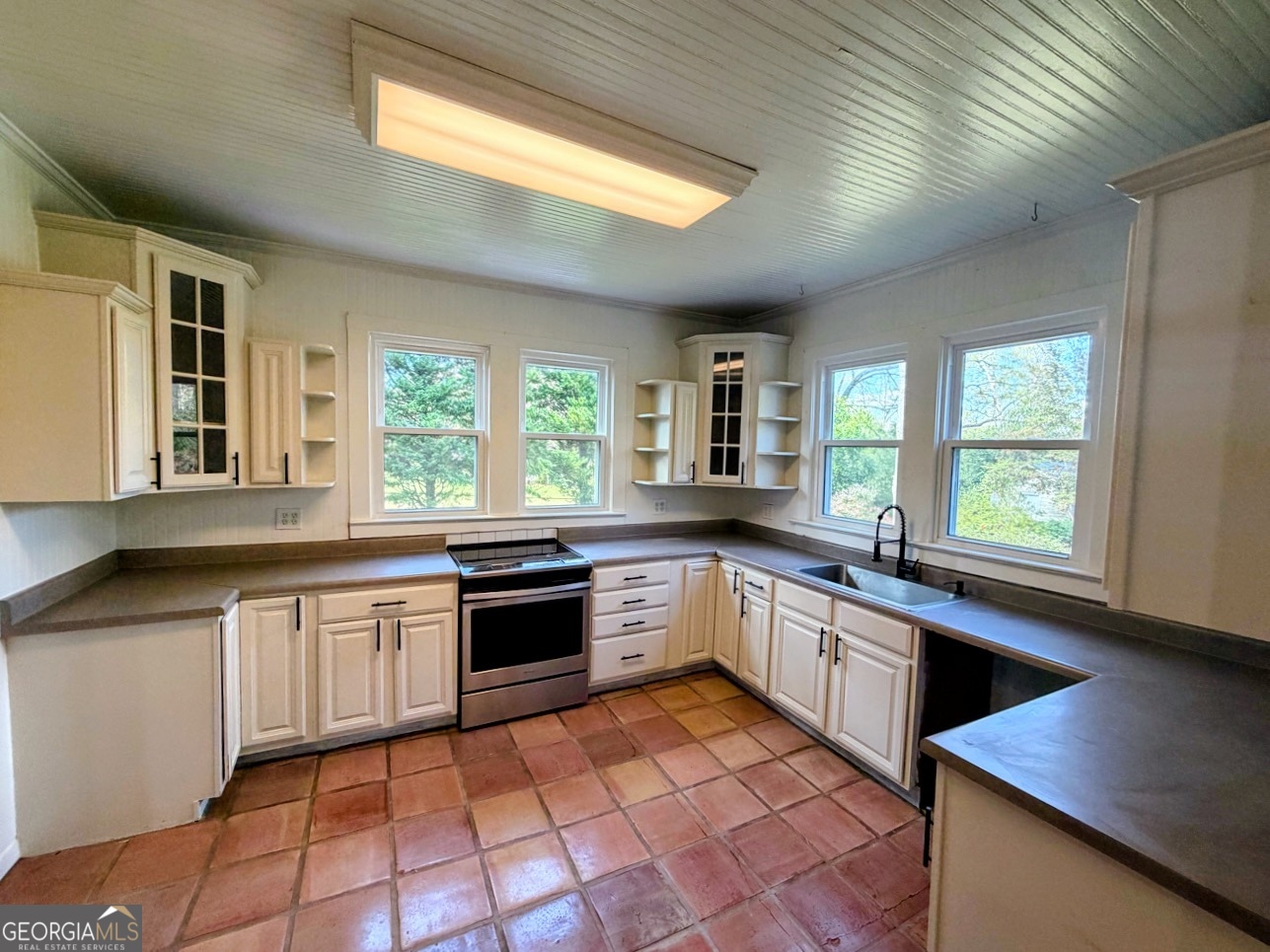 27 Carmichael Street Mcdonough GA 30253