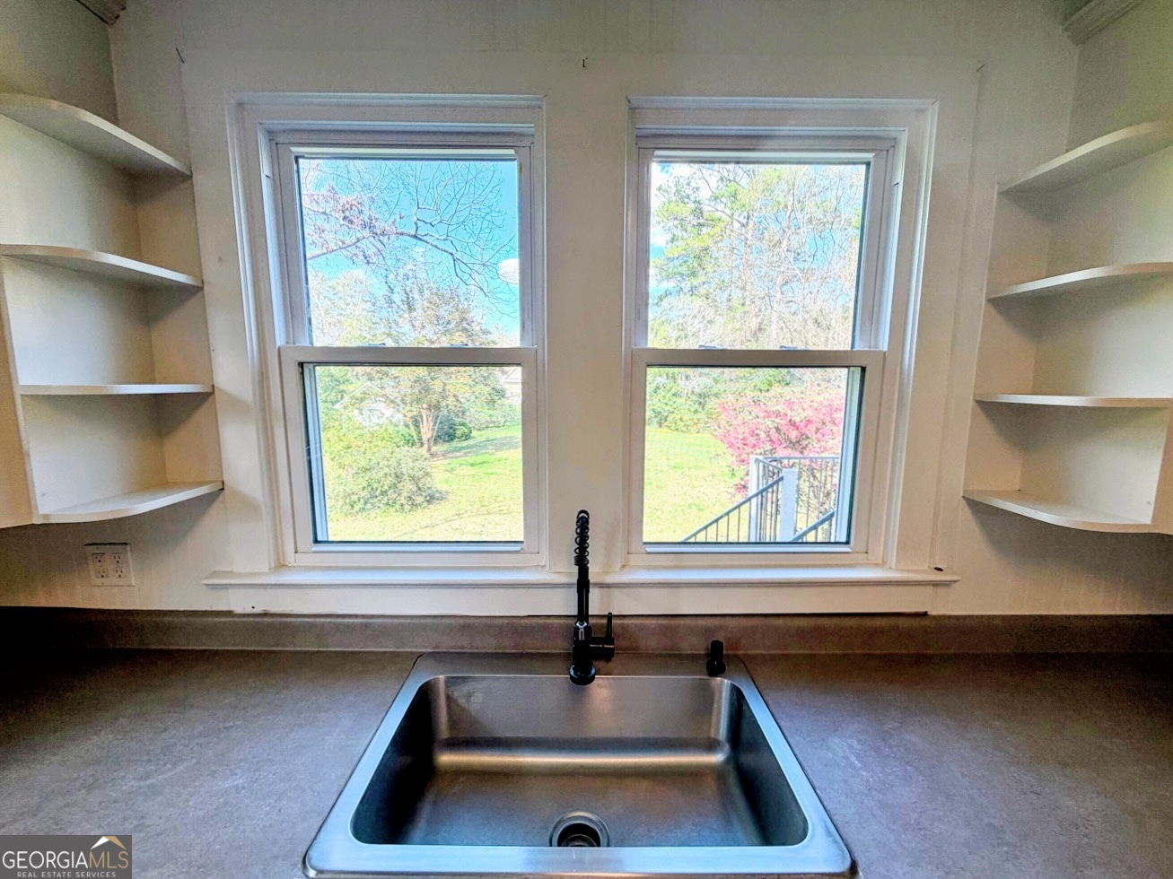 27 Carmichael Street Mcdonough GA 30253