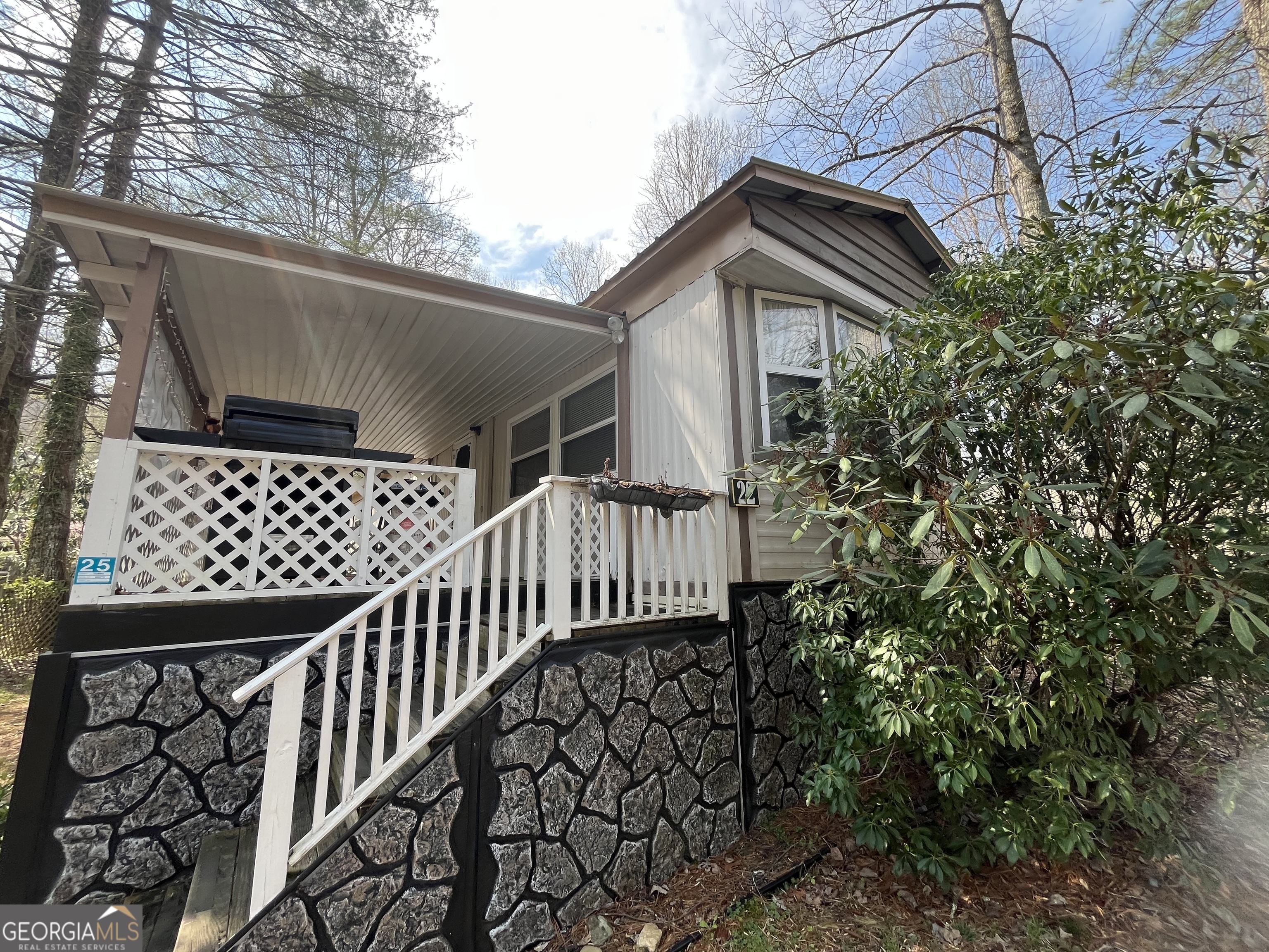 22 Leisure Woods Circle Hiawassee GA 30546