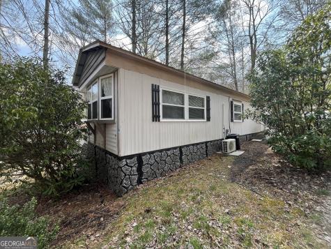 22 Leisure Woods Circle Hiawassee GA 30546