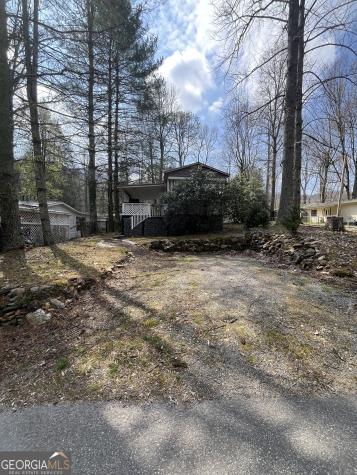 22 Leisure Woods Circle Hiawassee GA 30546
