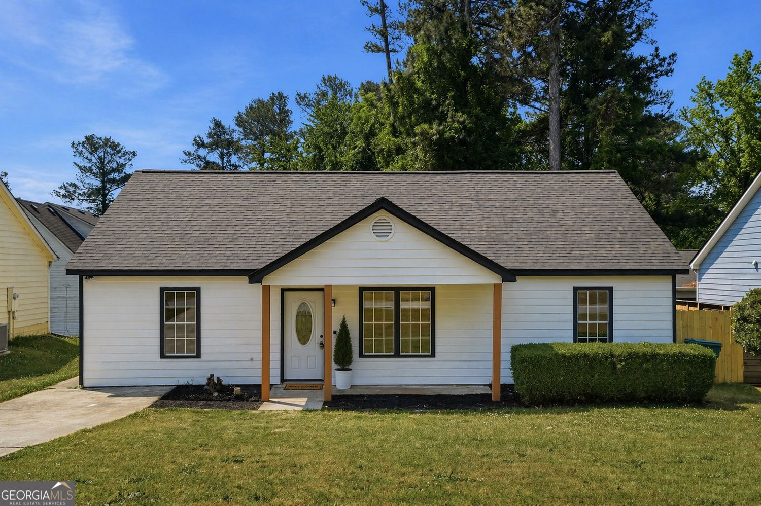 9127 Clubhouse Drive Riverdale GA 30274