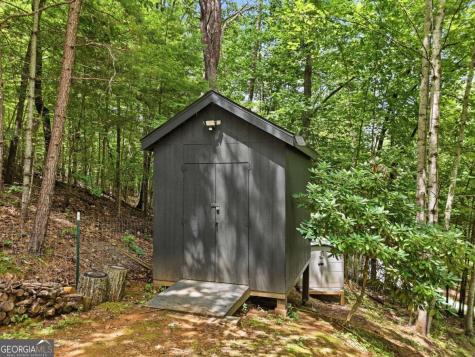220 Oak Loop Mineral Bluff GA 30559
