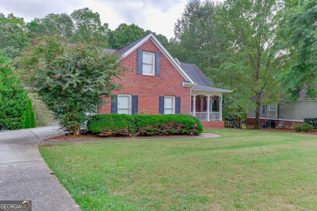 1845 Country Crest Way Dacula GA 30019