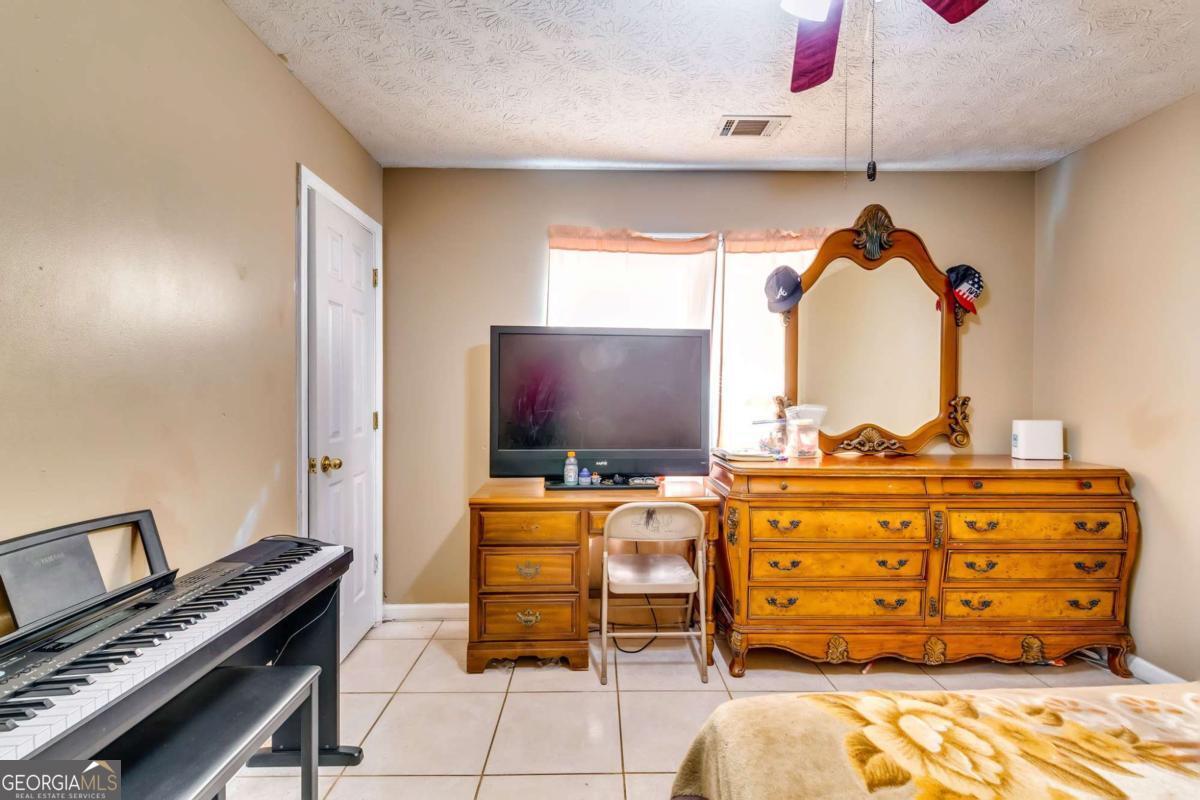 1245 Shamrock Hill Circle Loganville GA 30052