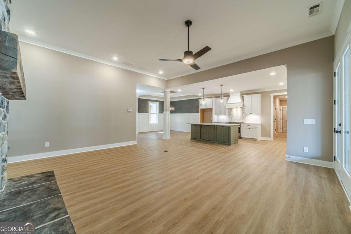 327 Pine Circle Monroe GA 30655
