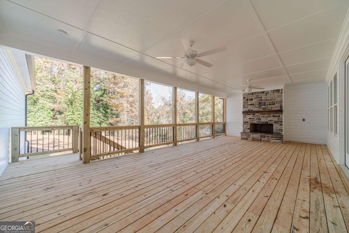 327 Pine Circle Monroe GA 30655