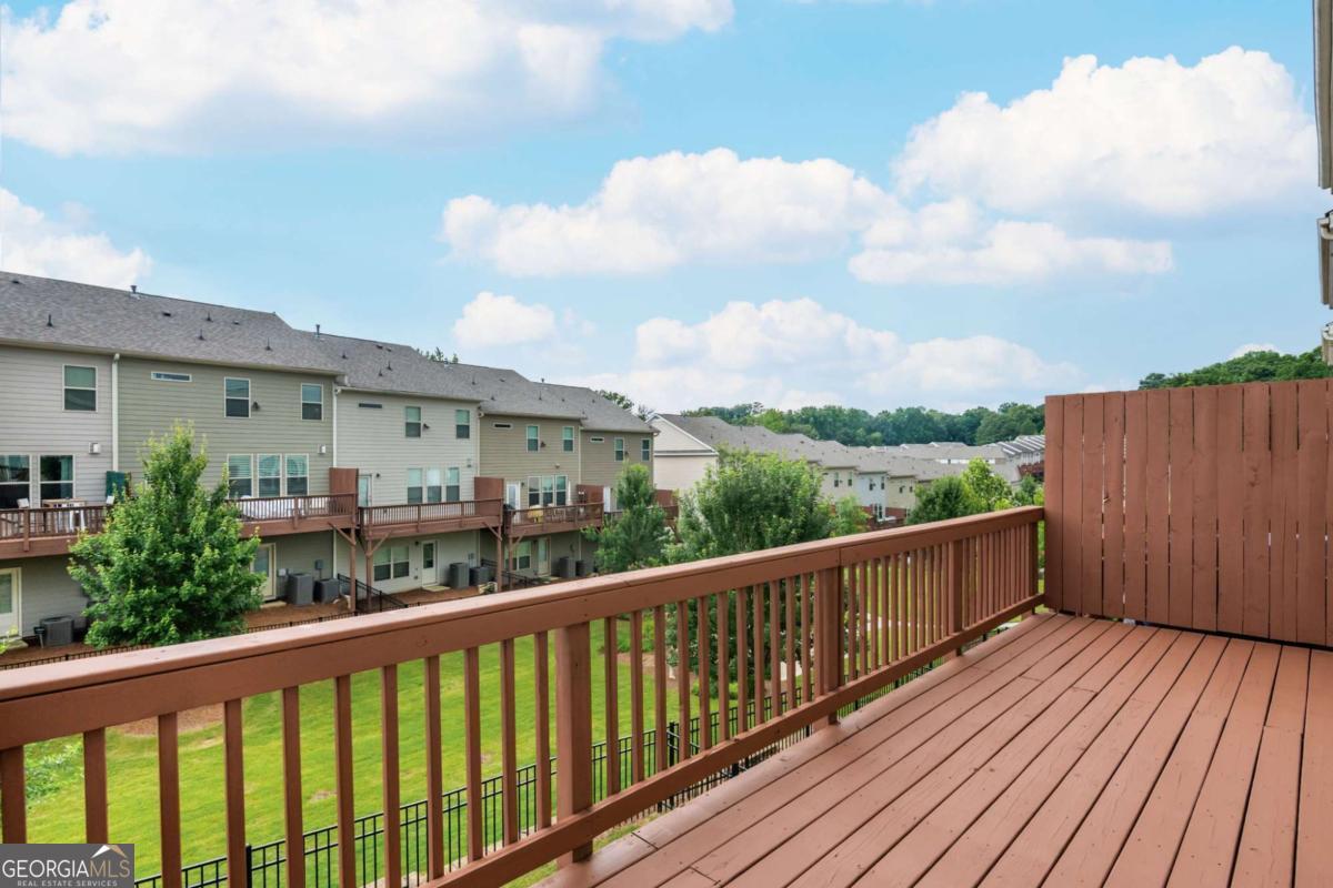 1391 Live Oak Lane Atlanta GA 30319