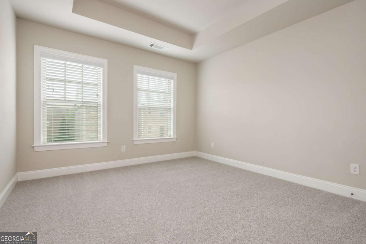 1391 Live Oak Lane Atlanta GA 30319
