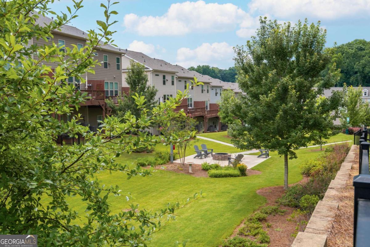 1391 Live Oak Lane Atlanta GA 30319