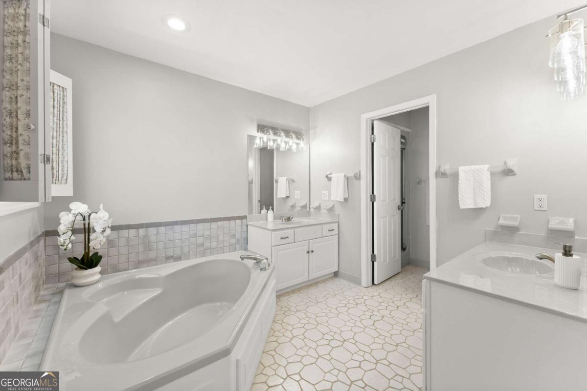 5515 Holly Hill Drive Gainesville GA 30506
