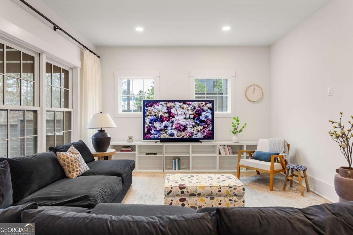 1138 Mado Loop Chattahoochee Hills GA 30268