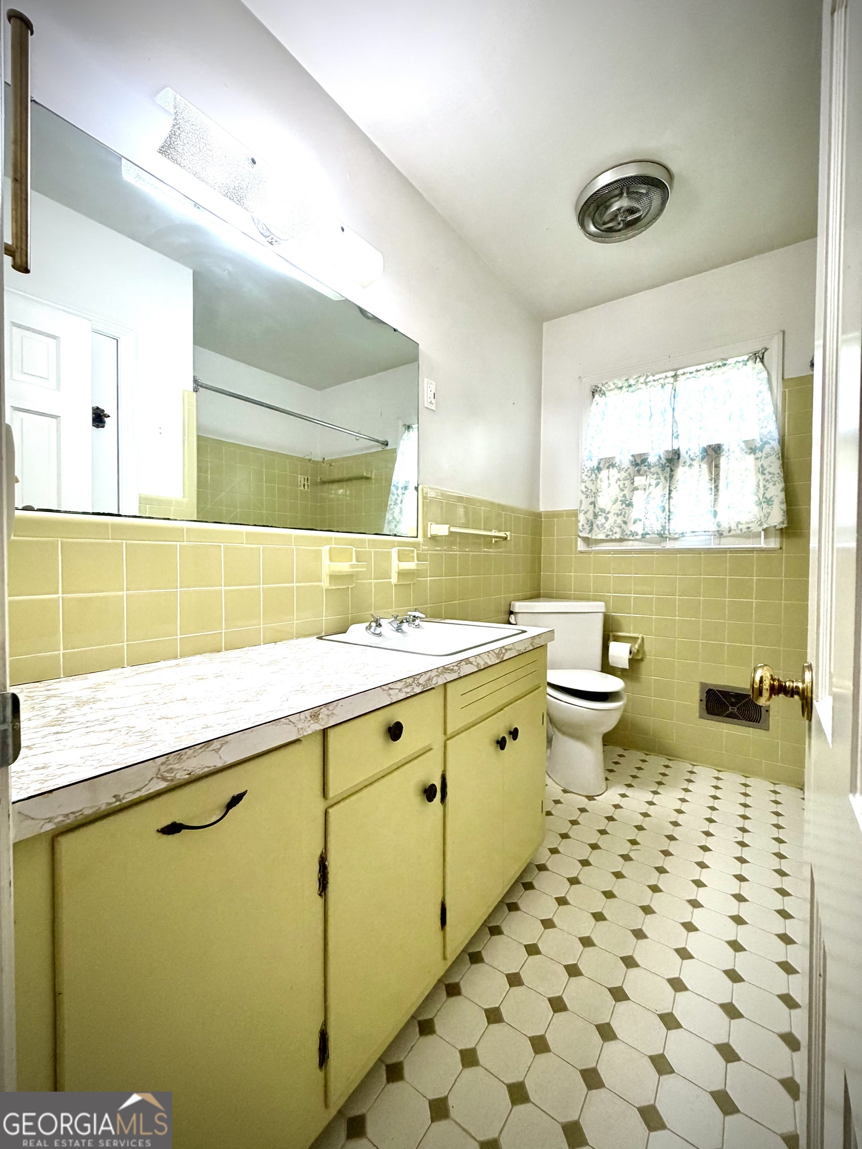 290 Virginia Circle Jeffersonville GA 31044