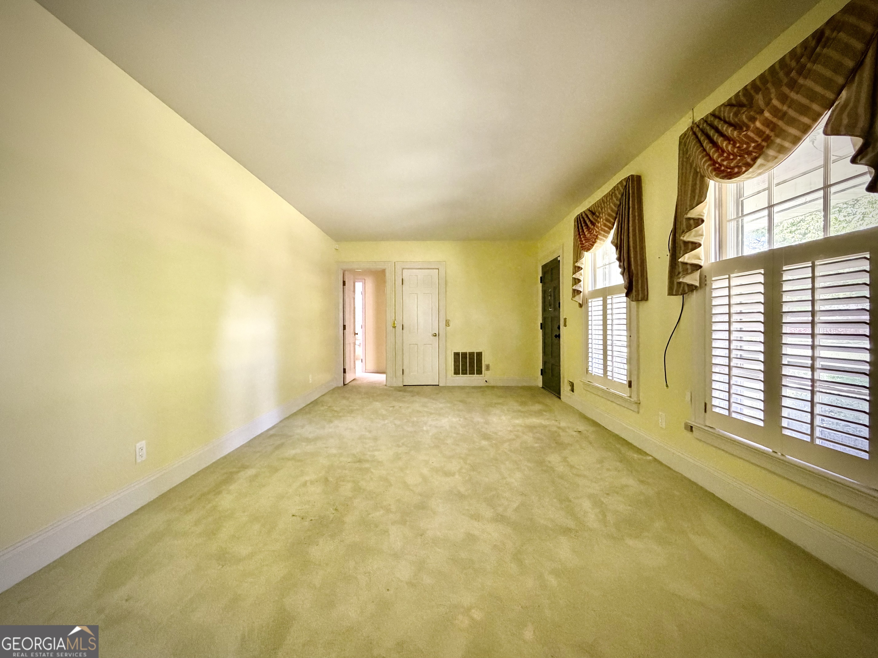 290 Virginia Circle Jeffersonville GA 31044