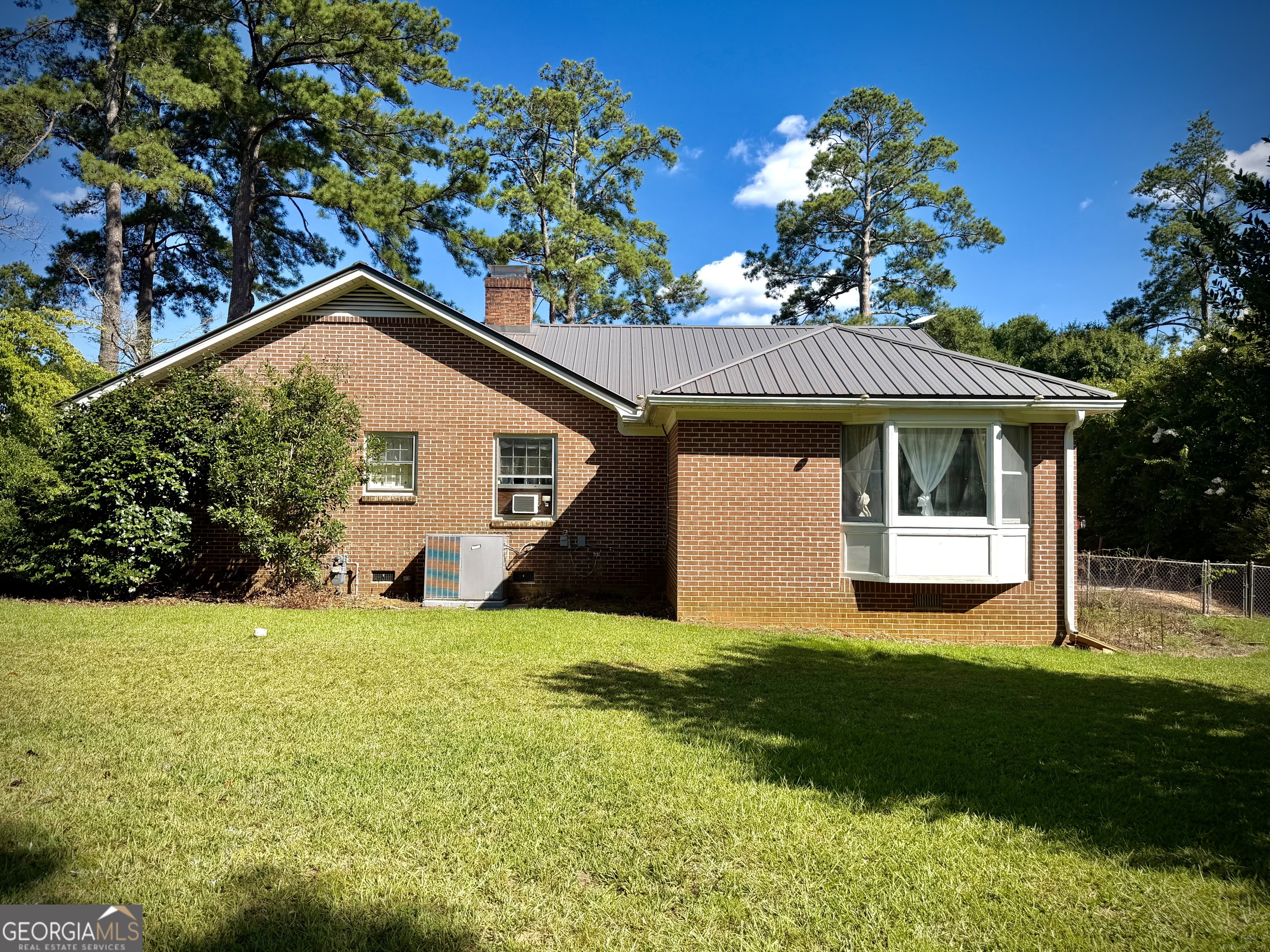 290 Virginia Circle Jeffersonville GA 31044