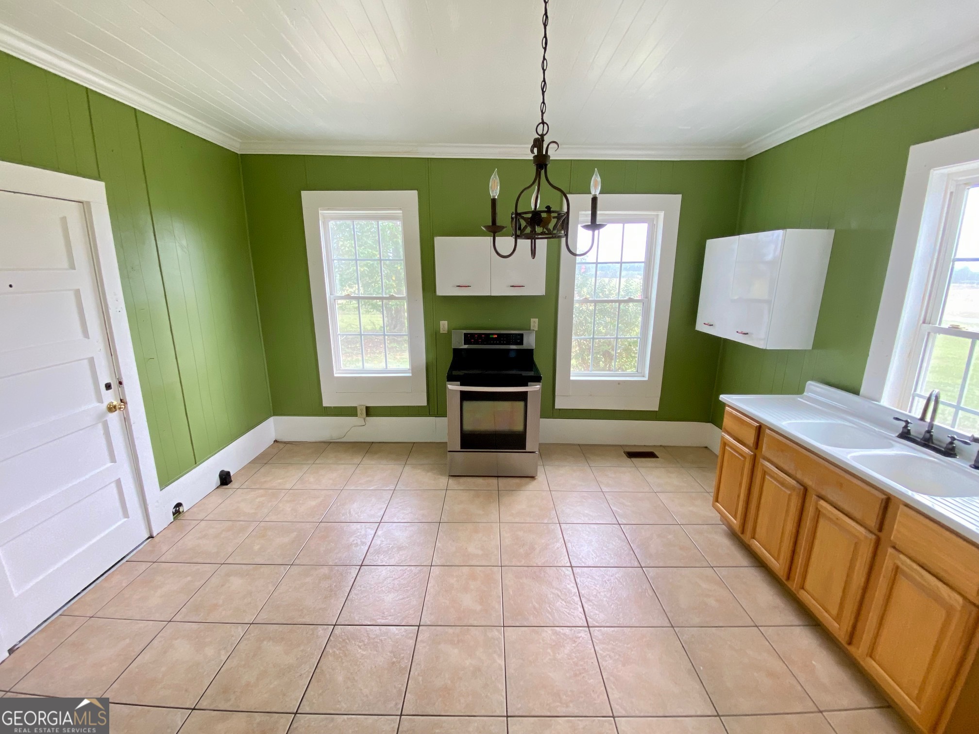 1088 Tippettville Road Pineview GA 31071