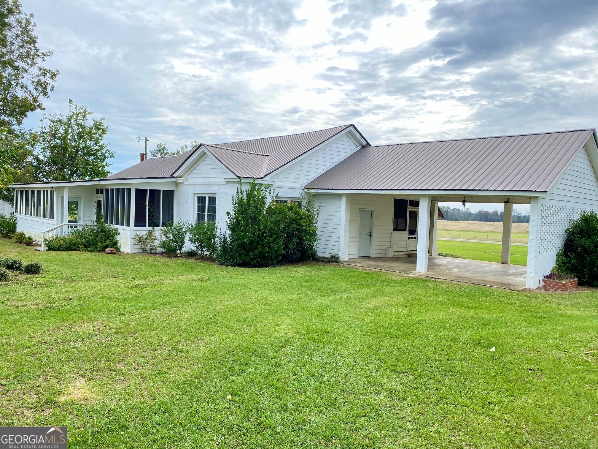 1088 Tippettville Road Pineview GA 31071