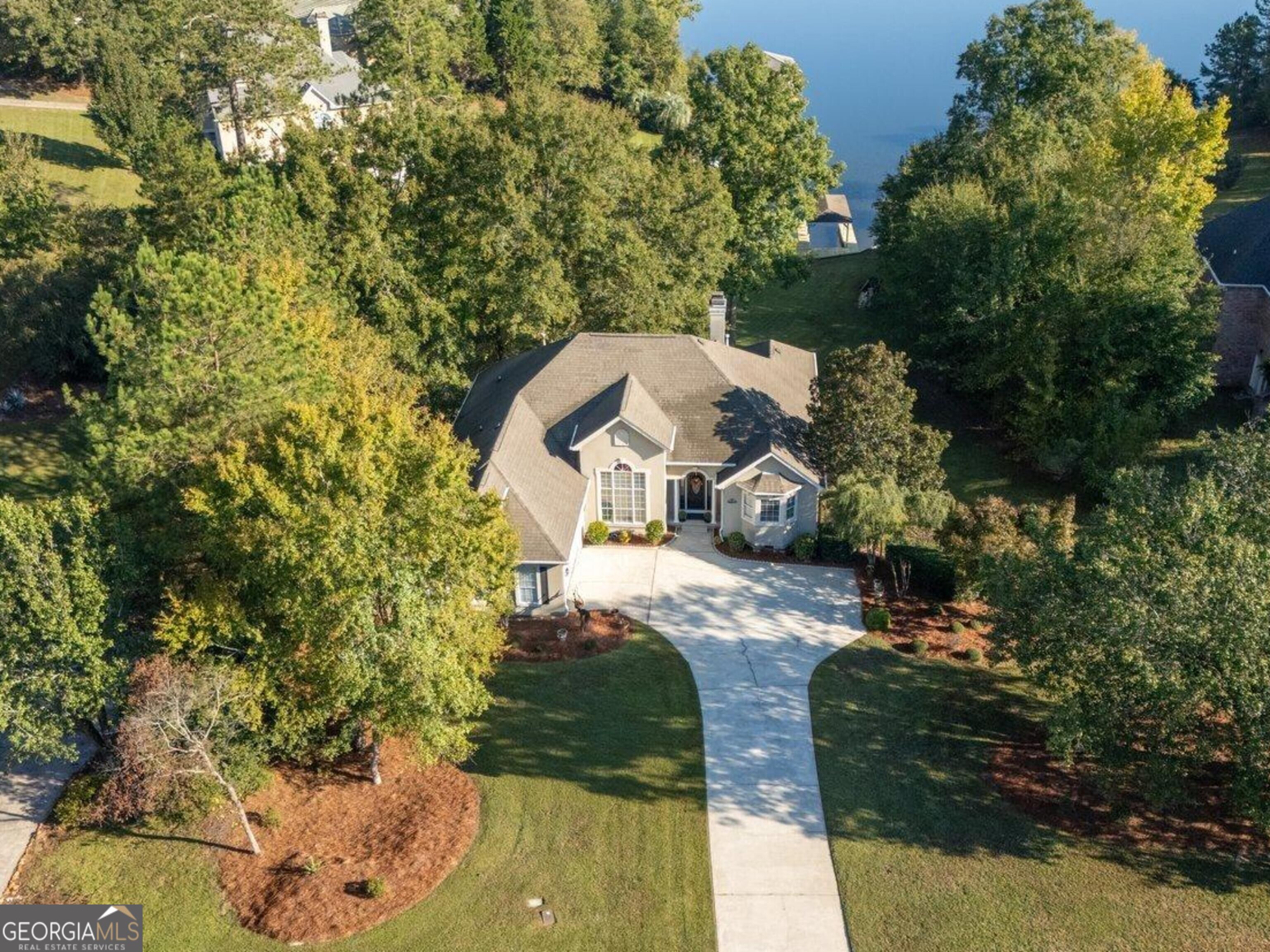 175 Waters Edge Drive Lizella GA 31052