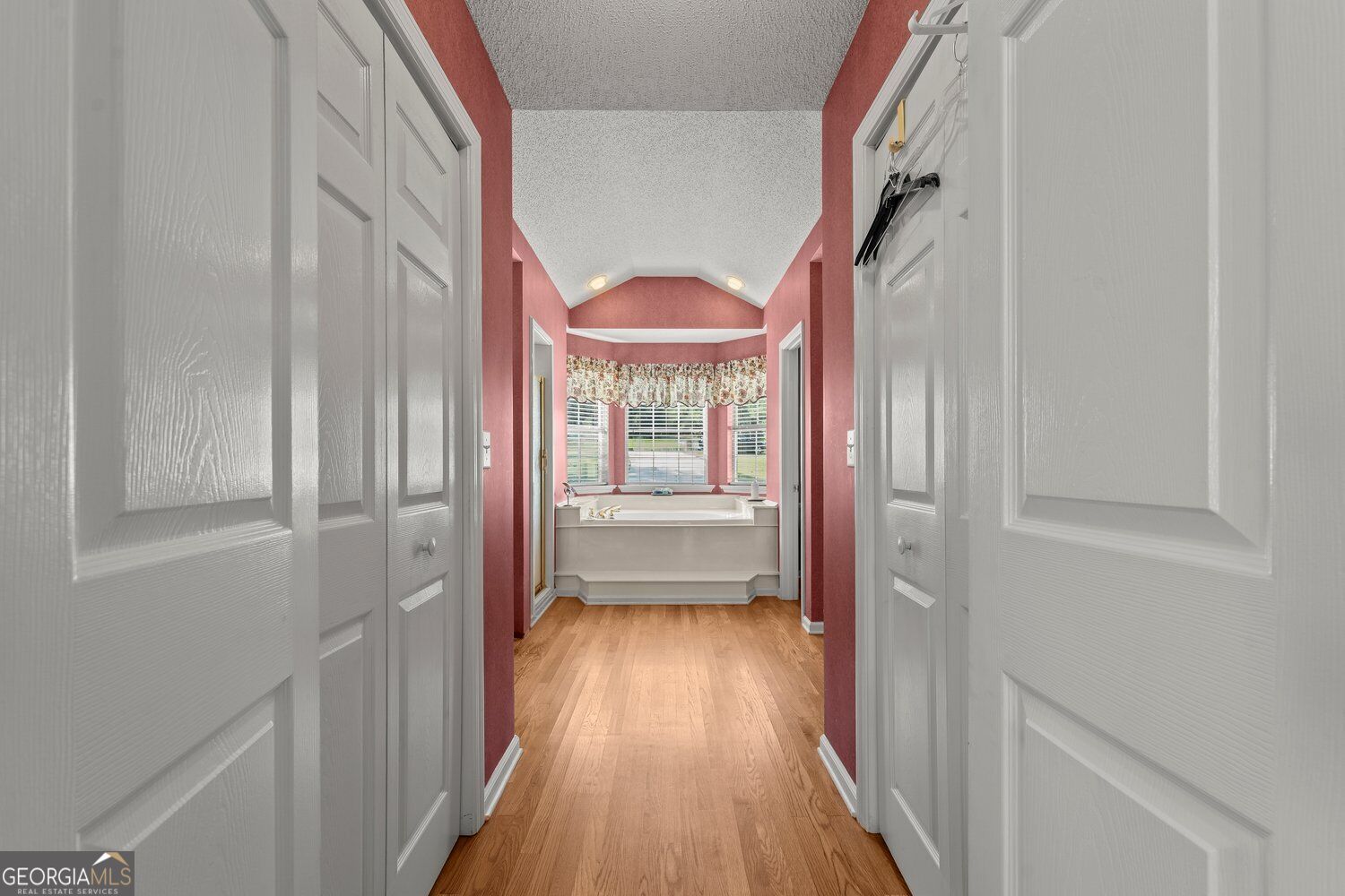 175 Waters Edge Drive Lizella GA 31052