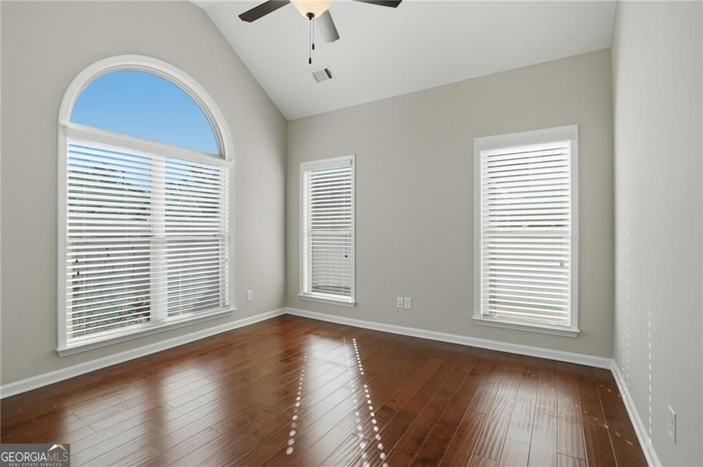 152 Heritage Pointe Woodstock GA 30189