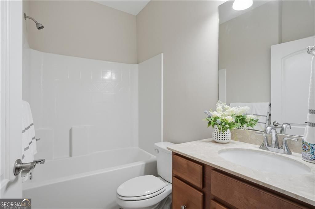 152 Heritage Pointe Woodstock GA 30189