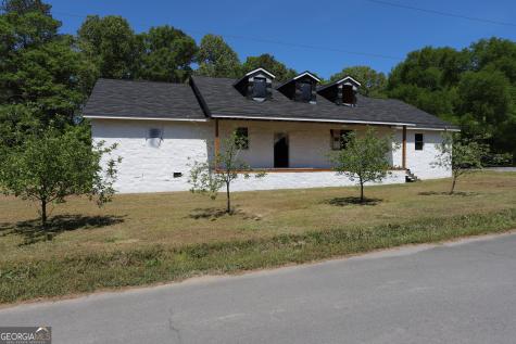 271 Cemetery Road Lyerly GA 30730