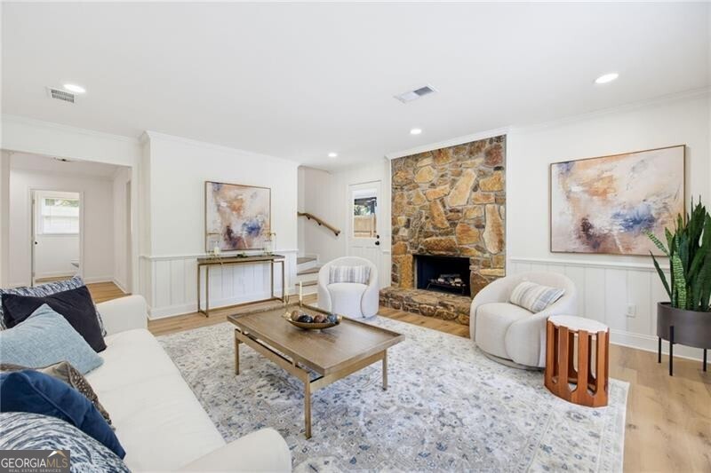 1383 Natchez Trace SW Marietta GA 30008