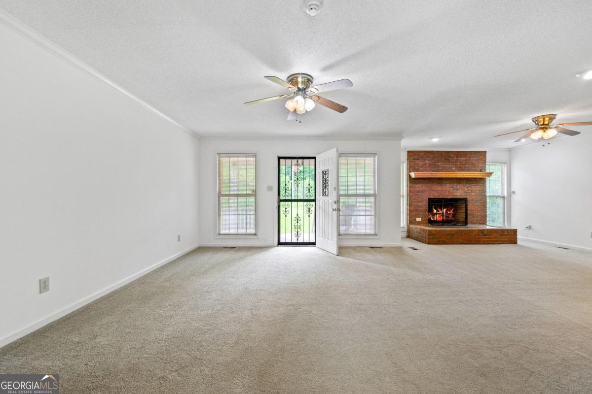 394 Hunter Road Griffin GA 30224